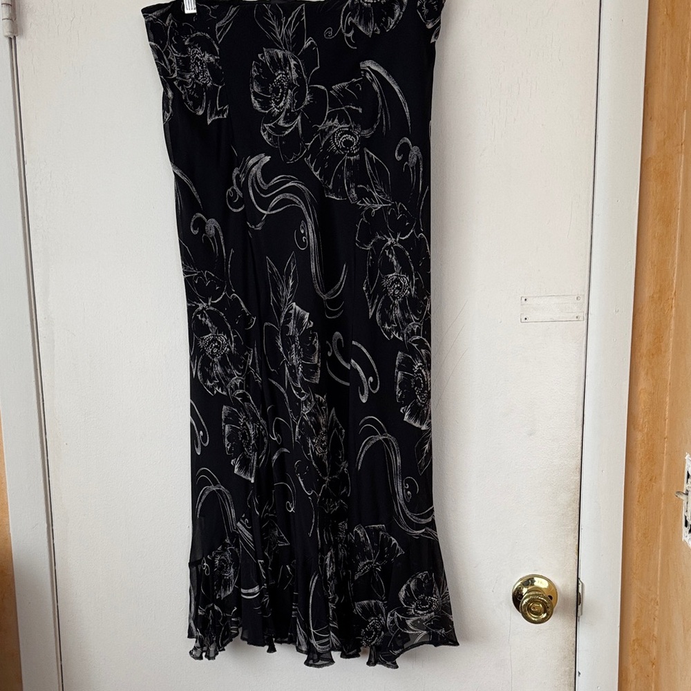 Chico's Black and White Floral Asymmetrical Silk Flowing Midi Skirt